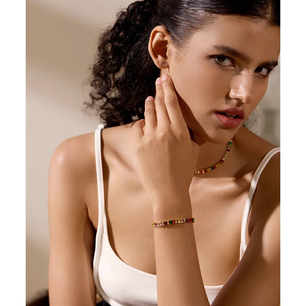 BIJOU Multi-facet crystals & sparkling rhinestone accents