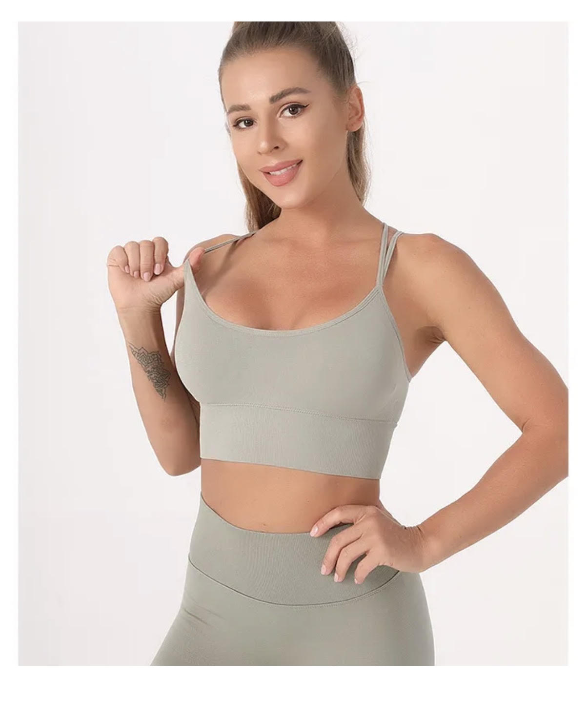 VeRse buttery-soft Built-in bra in rich tones and blends - SportsBAR